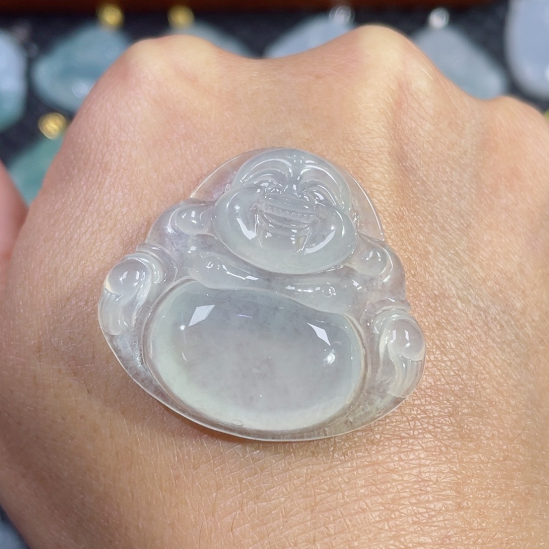 翡翠颈饰未镶嵌佛公