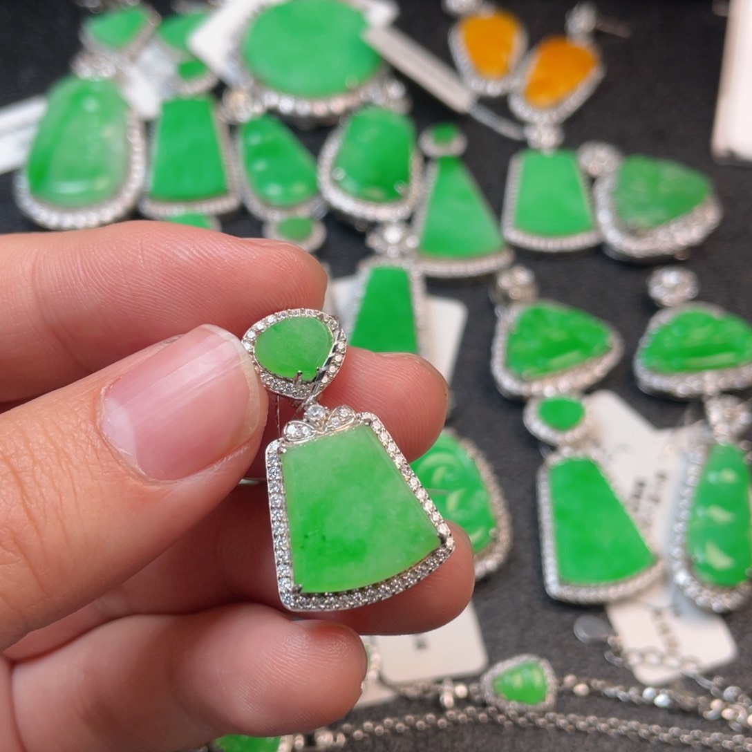 翡翠吊坠(不含链)银S925镶嵌