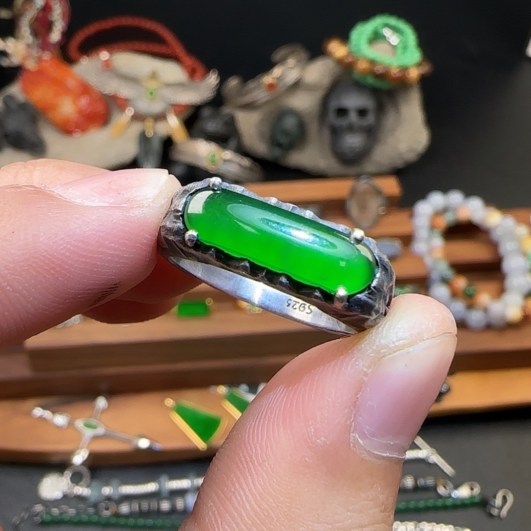 蒙***子翡翠银S925镶嵌戒指