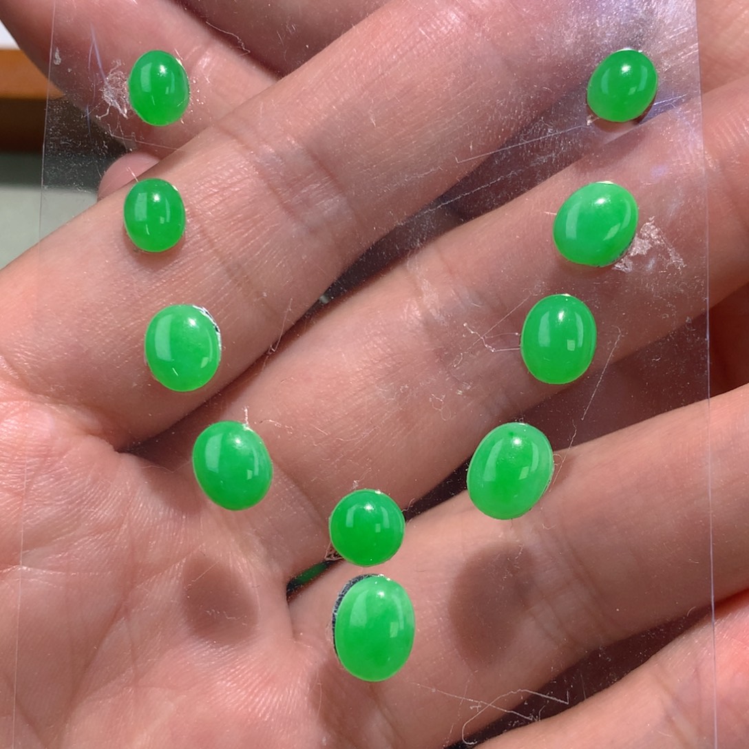 翡翠裸石翡翠蛋面