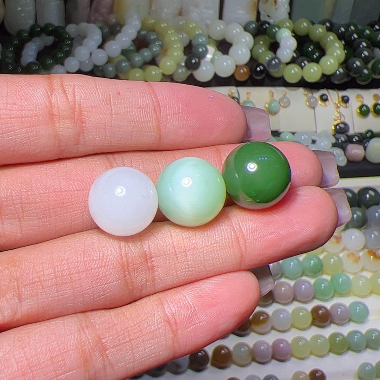 【闪购商品】和田玉单珠未镶嵌白玉12.5薄荷绿13浓阳绿13