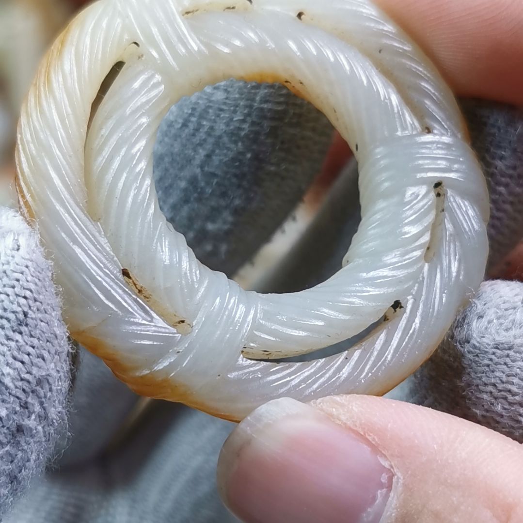 和田玉（糖玉）车挂未镶嵌用****8