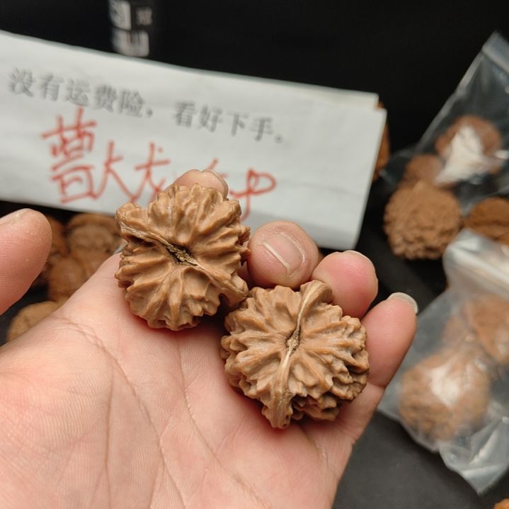 *****曹大龙有修核桃128