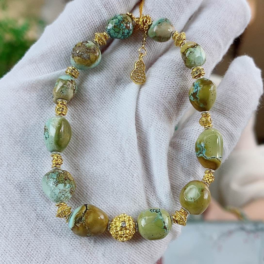 未镶嵌绿松石珠宝奇石