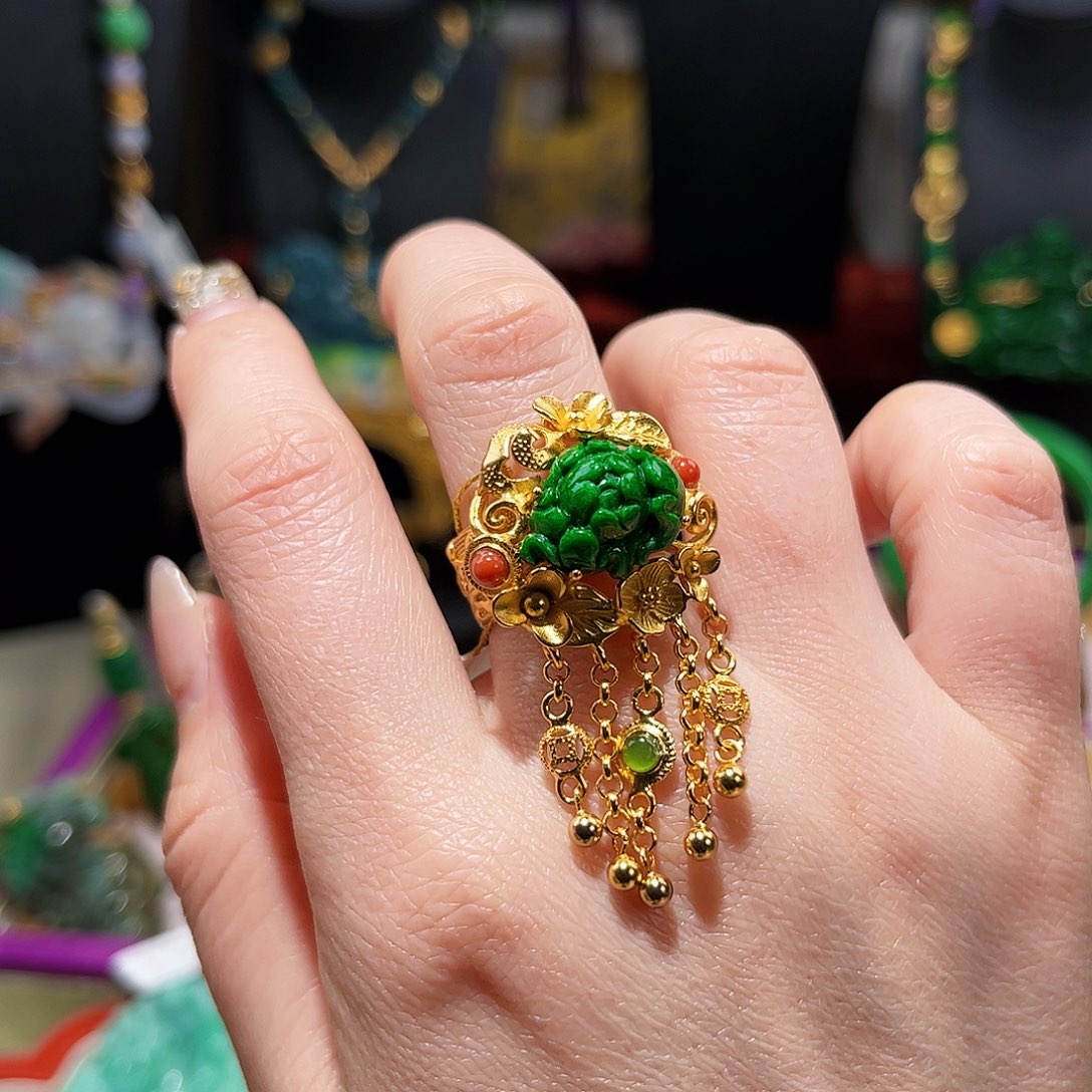 【闪购商品】翡翠戒指银S925镀金镶嵌翡翠