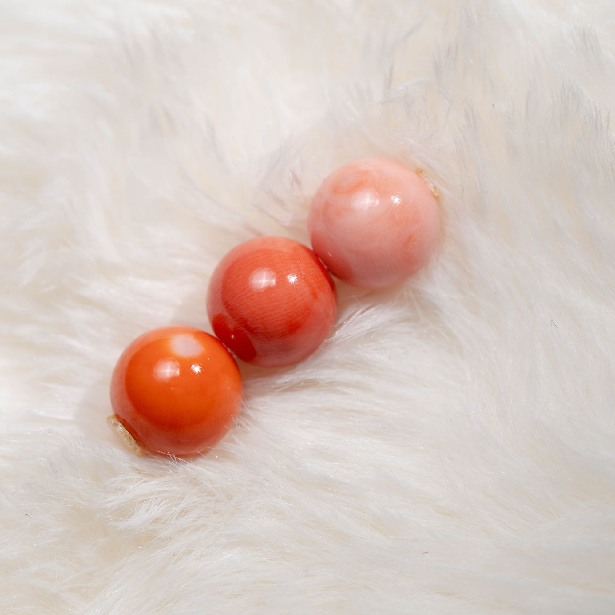 【星耀】天然红珊瑚精工圆珠8.5mm多巴胺渐变色一组三颗