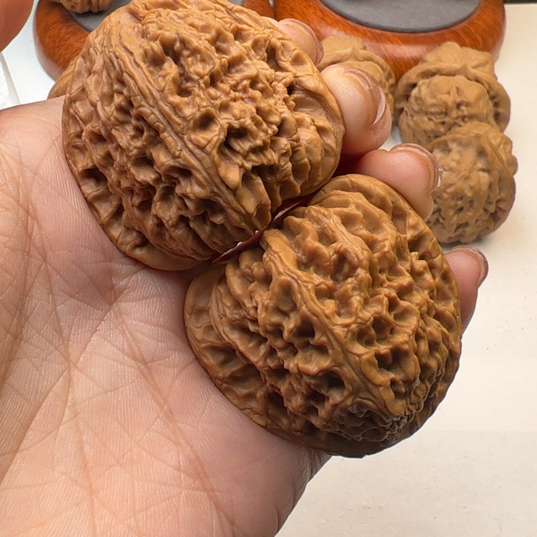 文玩核桃吊坠南疆40