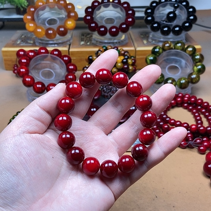 【闪购商品】贝壳杉（血龙木）手串/手链1.3x16颗