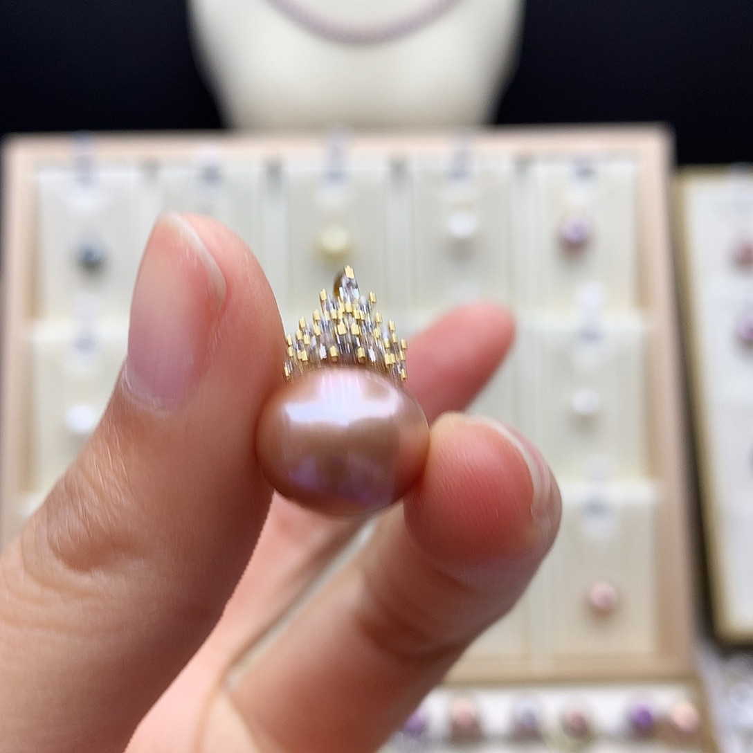 淡水珍珠吊坠(赠链)合金