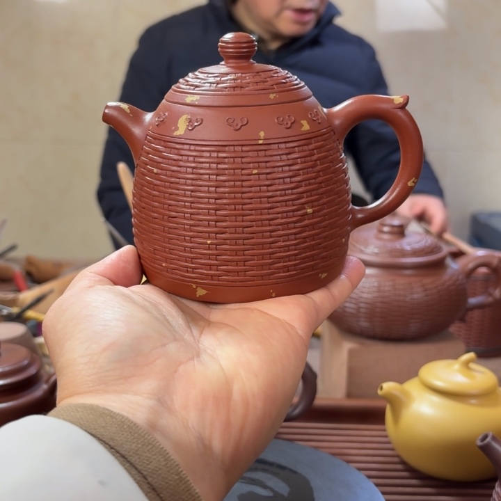 紫砂茶壶呢**狄称心如意