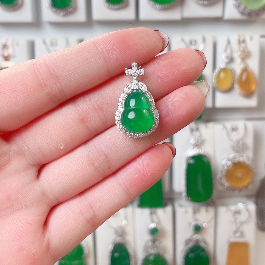 玛瑙/玉髓吊坠(赠链)银S925镶嵌