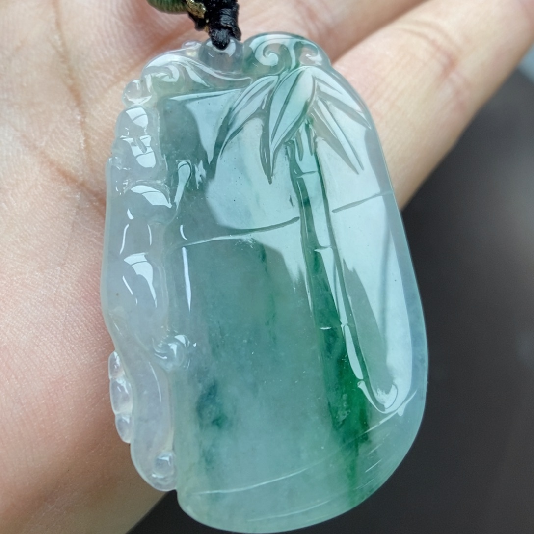 翡翠未镶嵌颈饰吊坠21