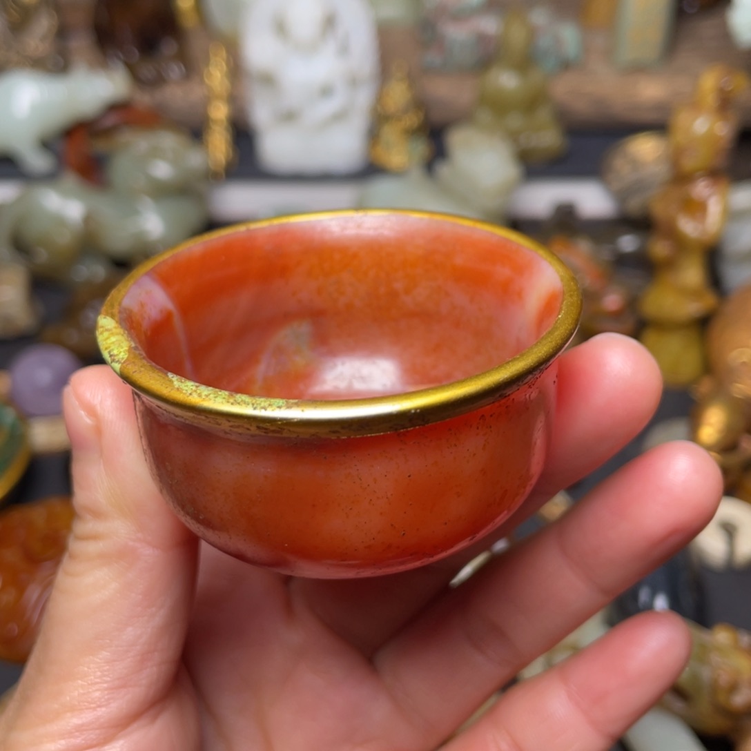 和田玉无未镶嵌山*