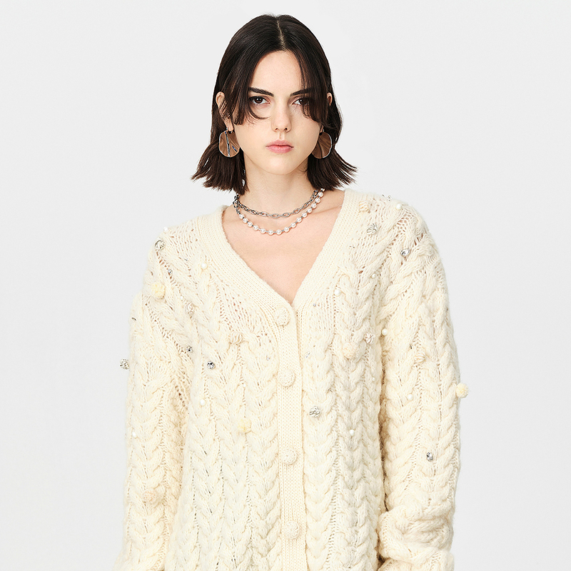 DAZZLE地素23春季新款白色纯羊毛钉珠复古毛衣外套女2H1E5401B