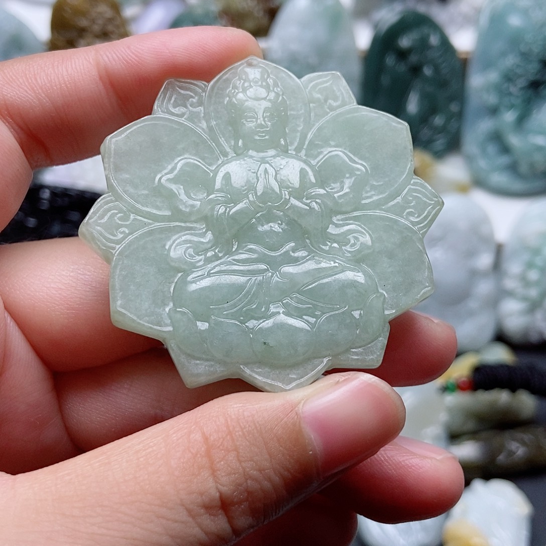 翡翠未镶嵌颈饰翡翠