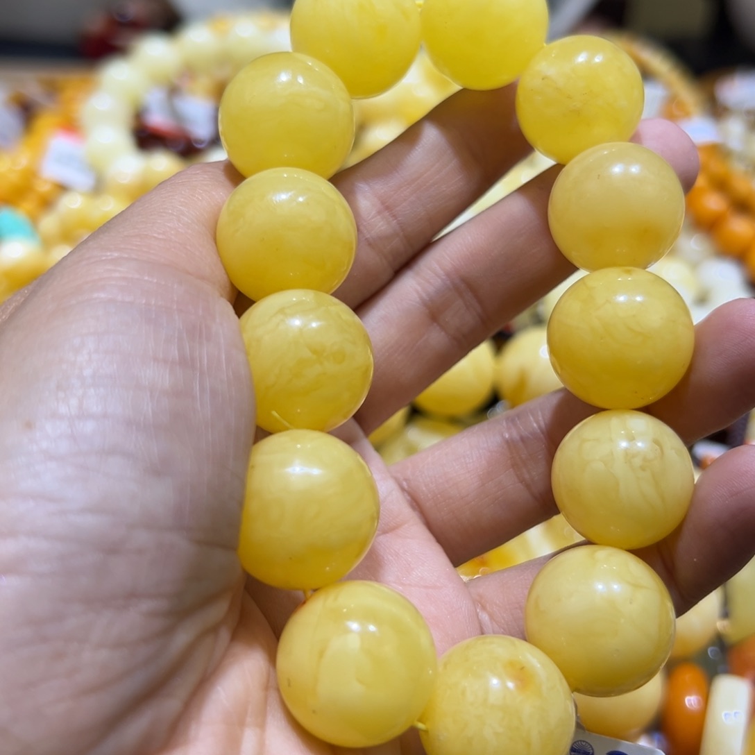 琥珀珠宝奇石未镶嵌