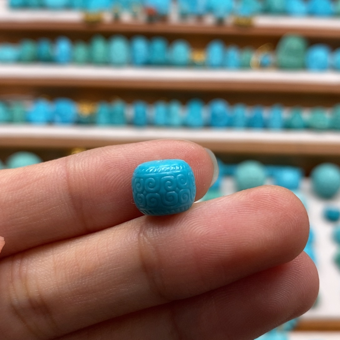 绿松石颈饰未镶嵌