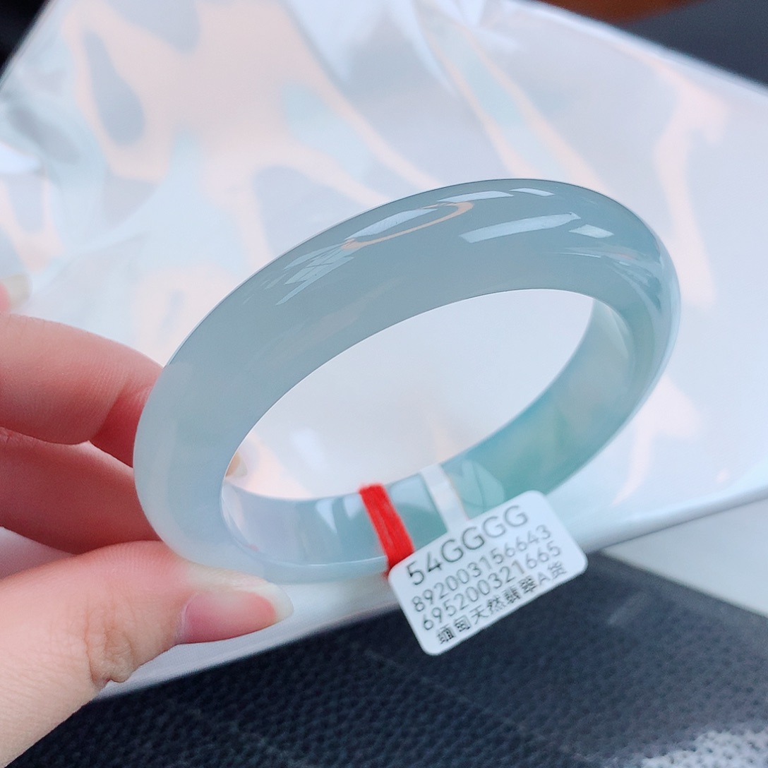 翡翠手镯未镶嵌缅甸天然翡翠a货