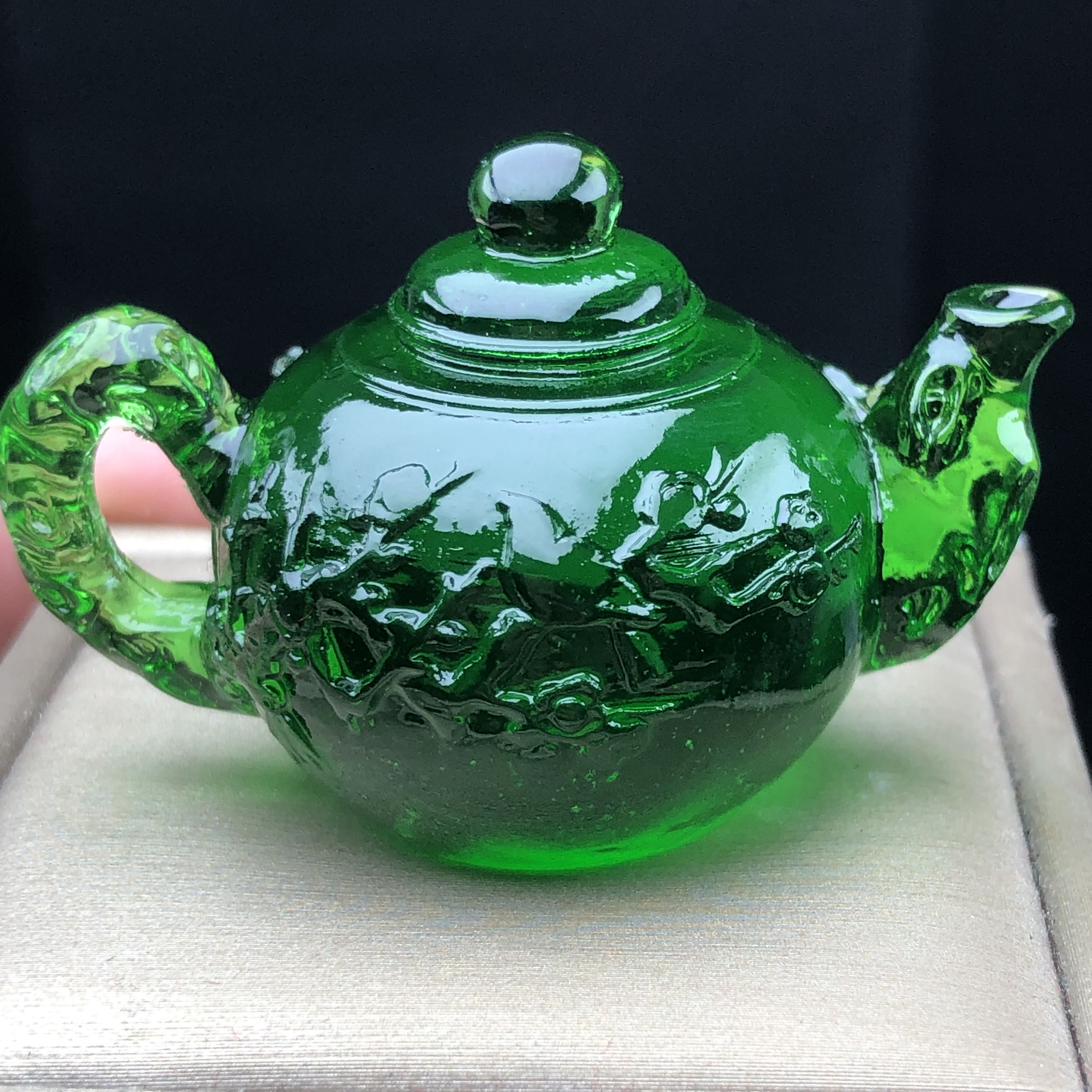 437绿色经典精美时尚气质百搭把把壶一个