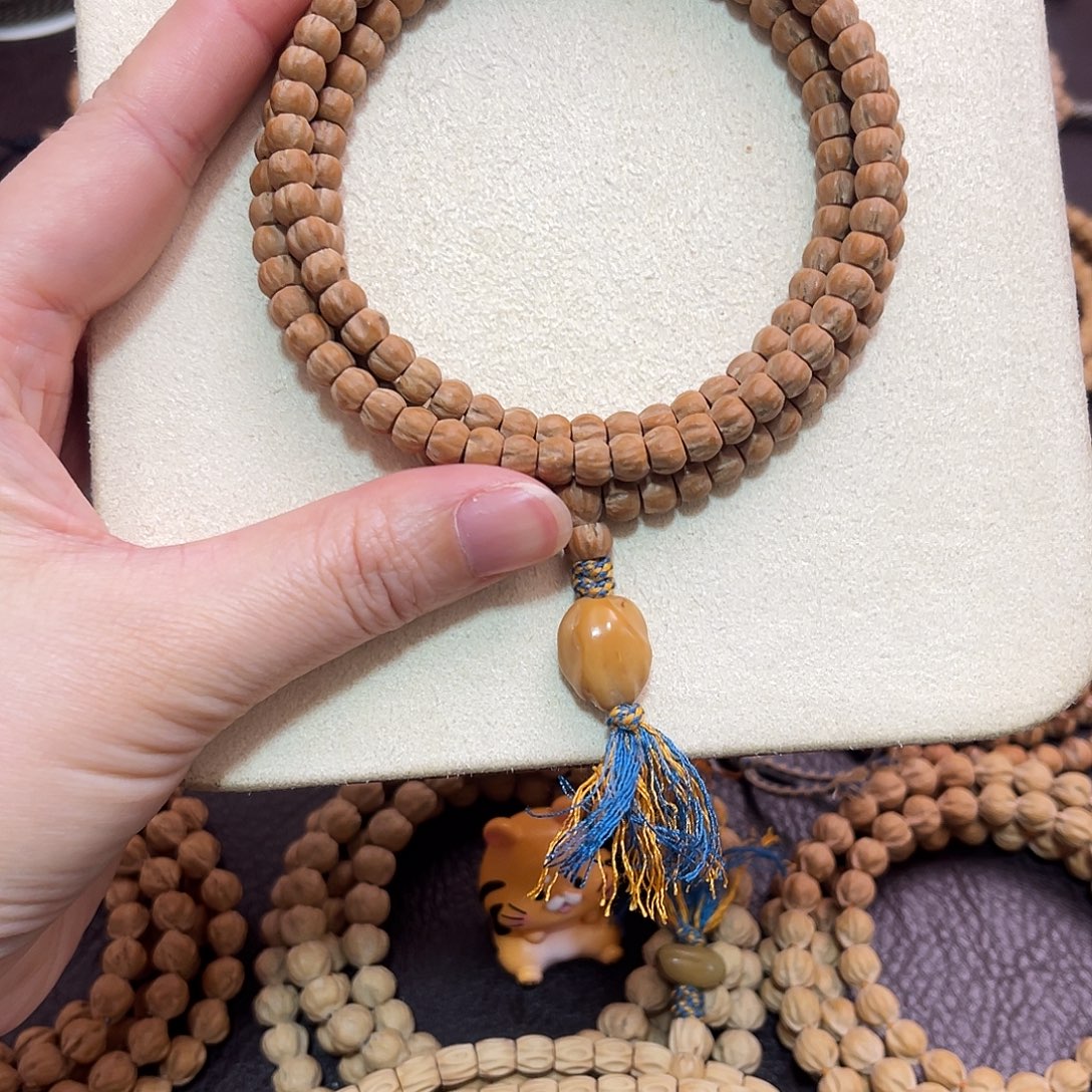 我***怕柏香籽/百香籽吊坠