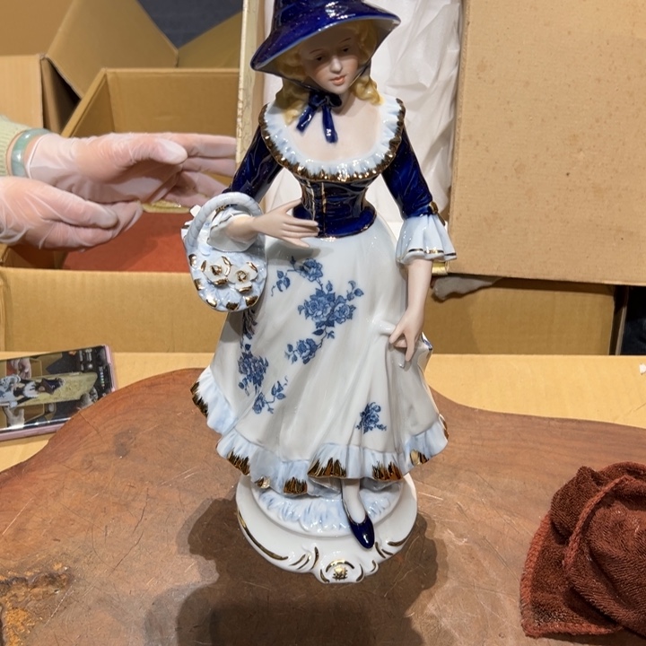 瓷器周边默认瑕疵1