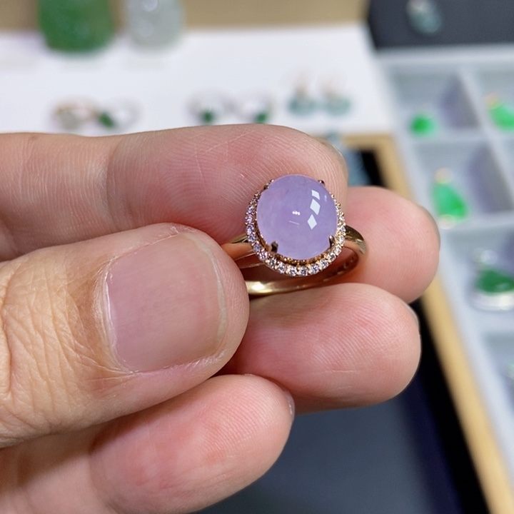 用***7翡翠18K金镶嵌颈饰