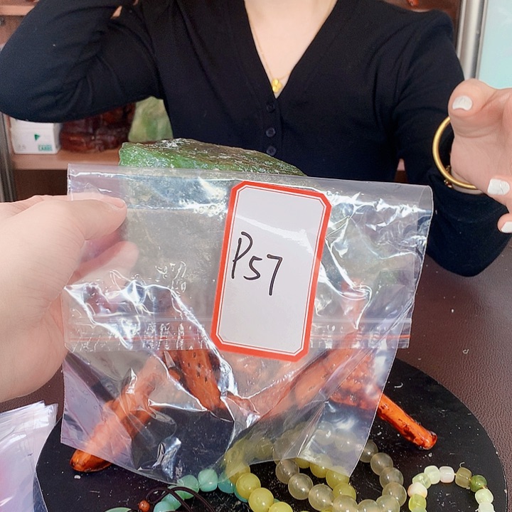 蛇纹石玉岫玉原石未镶嵌龙*