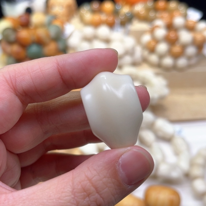 菩提根/象牙果手串鲨鱼背三通1-24-76