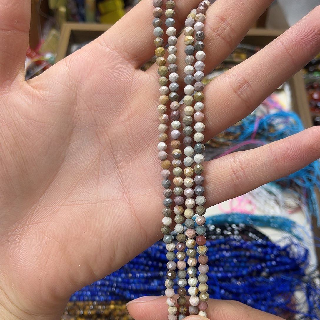 玛瑙/玉髓未镶嵌珠宝半成品卡4阿拉善切面一条