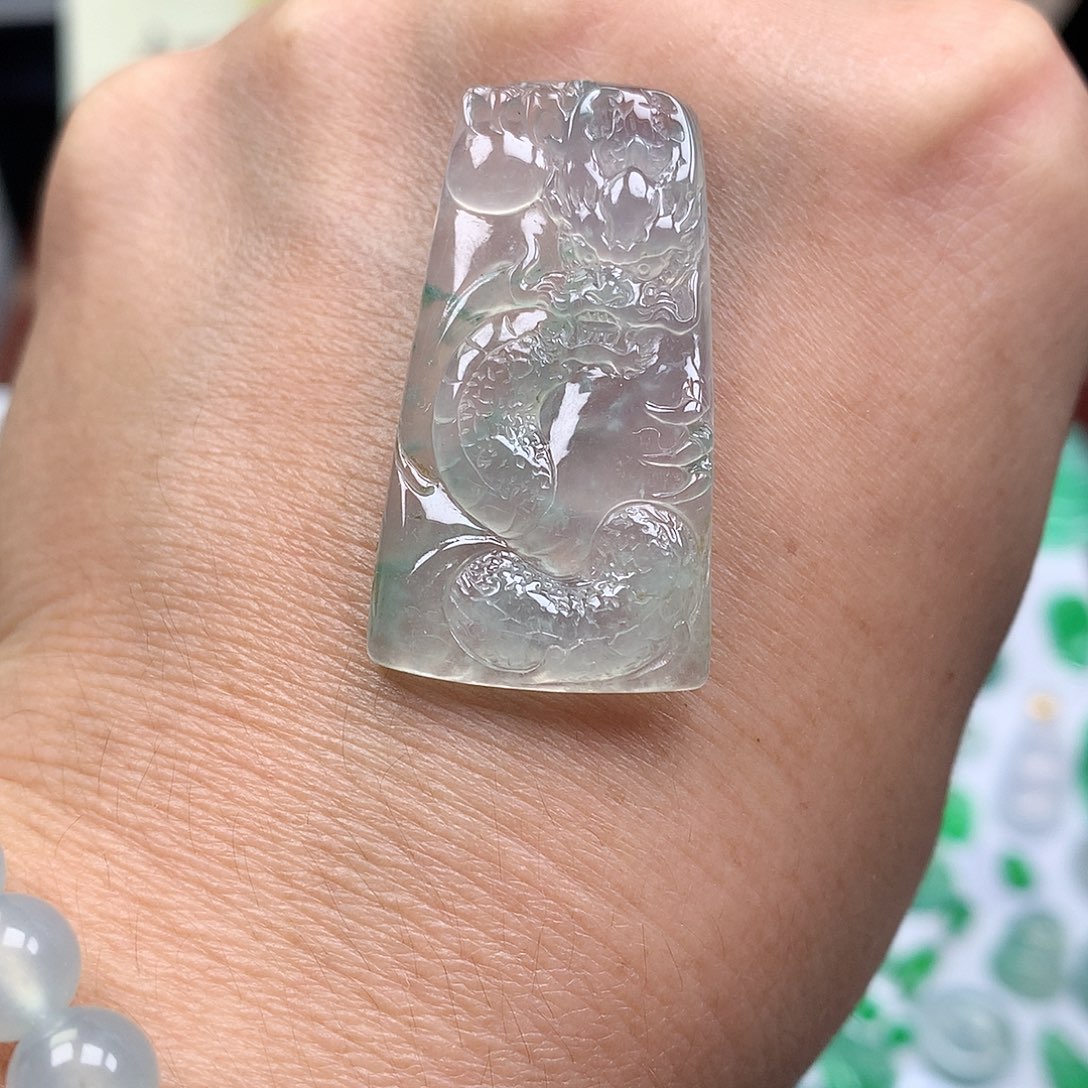 翡翠裸石缅甸天然A货翡翠冰种龙牌