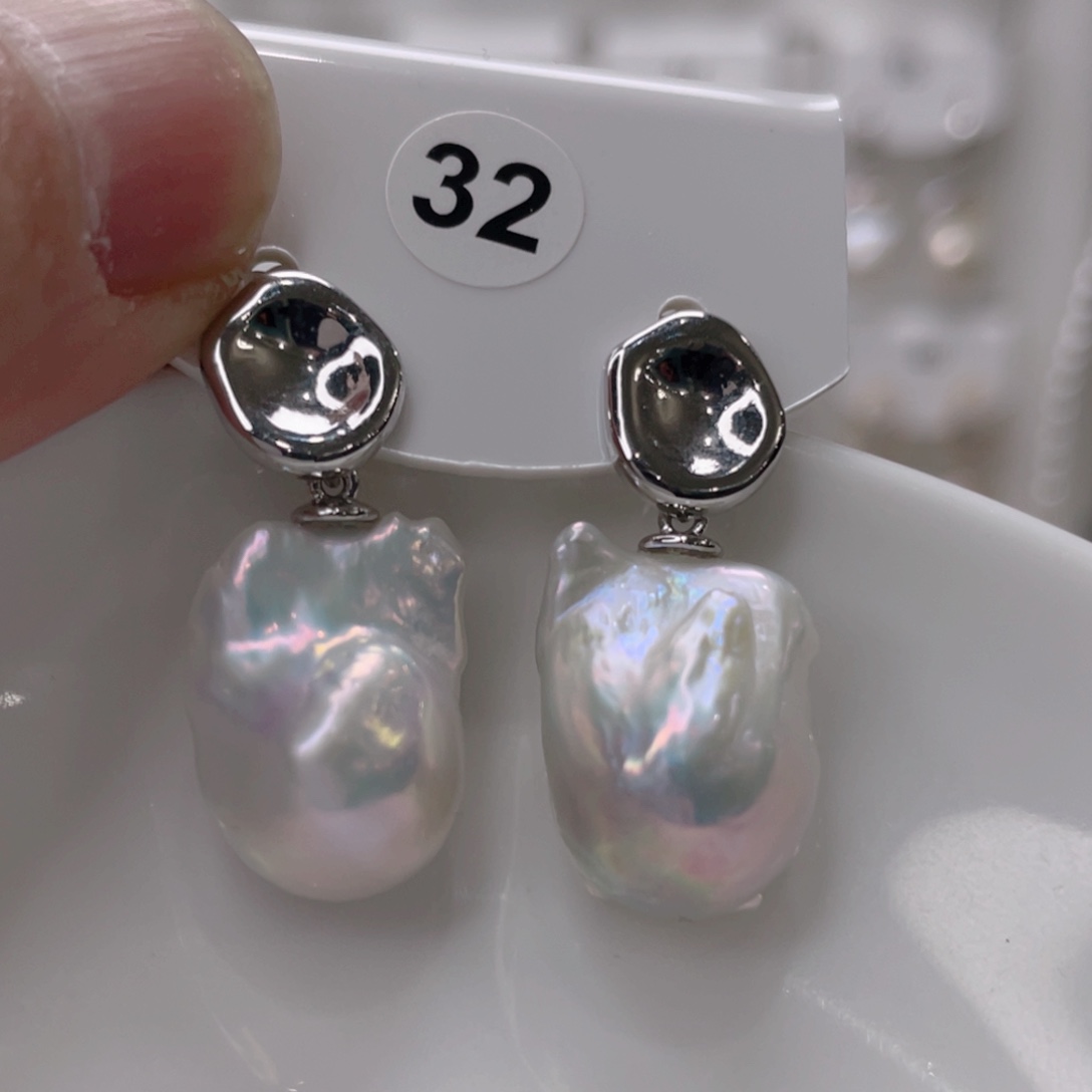 颈饰未镶嵌淡水珍珠