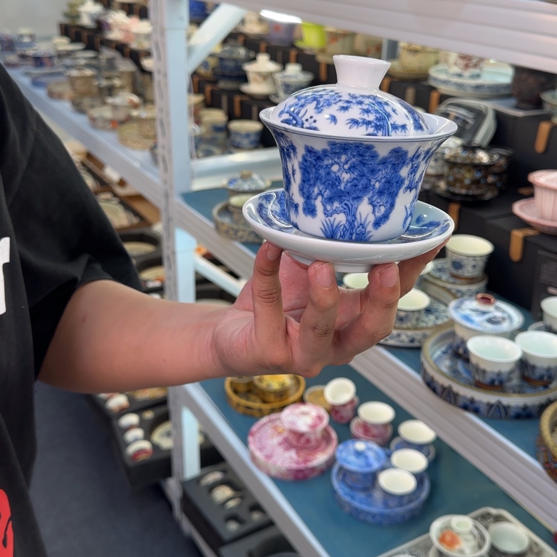 盖碗很好看很精致