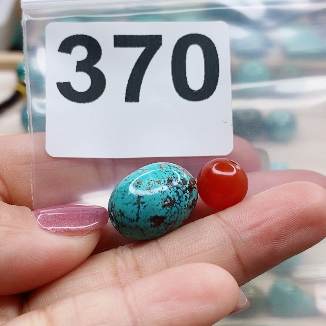 南红玛瑙颈饰未镶嵌