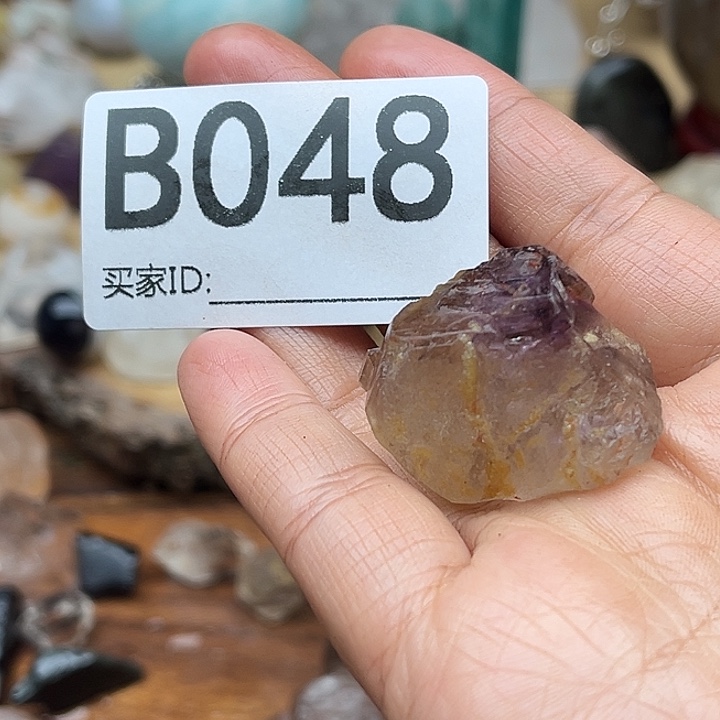 盈***盈水晶珠宝半成品未镶嵌