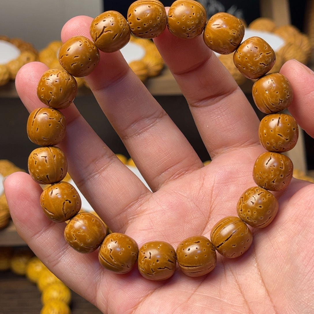 亚***P桃核红魔13老型粉丝福利