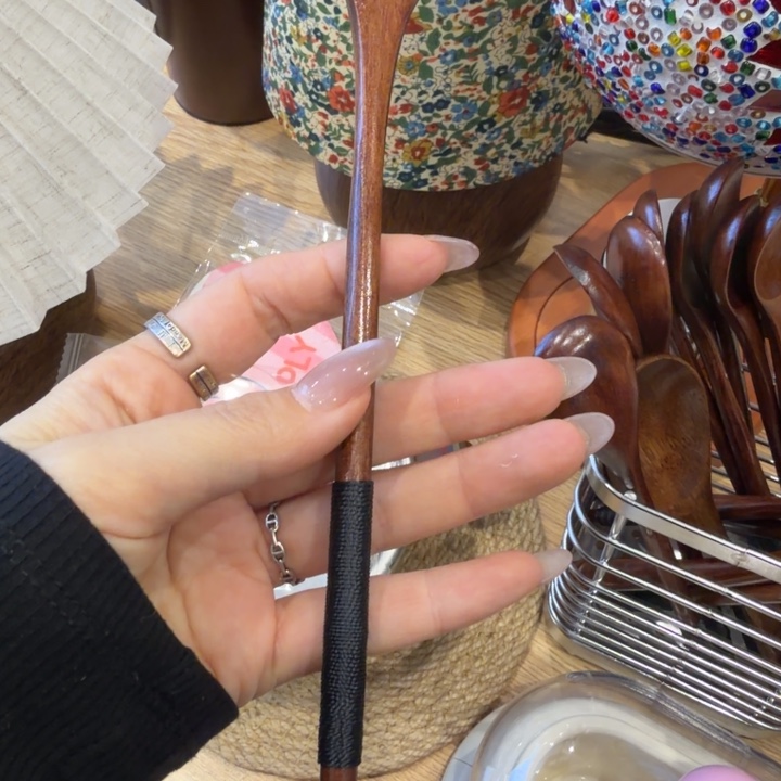 L***️木头搅拌勺子一个