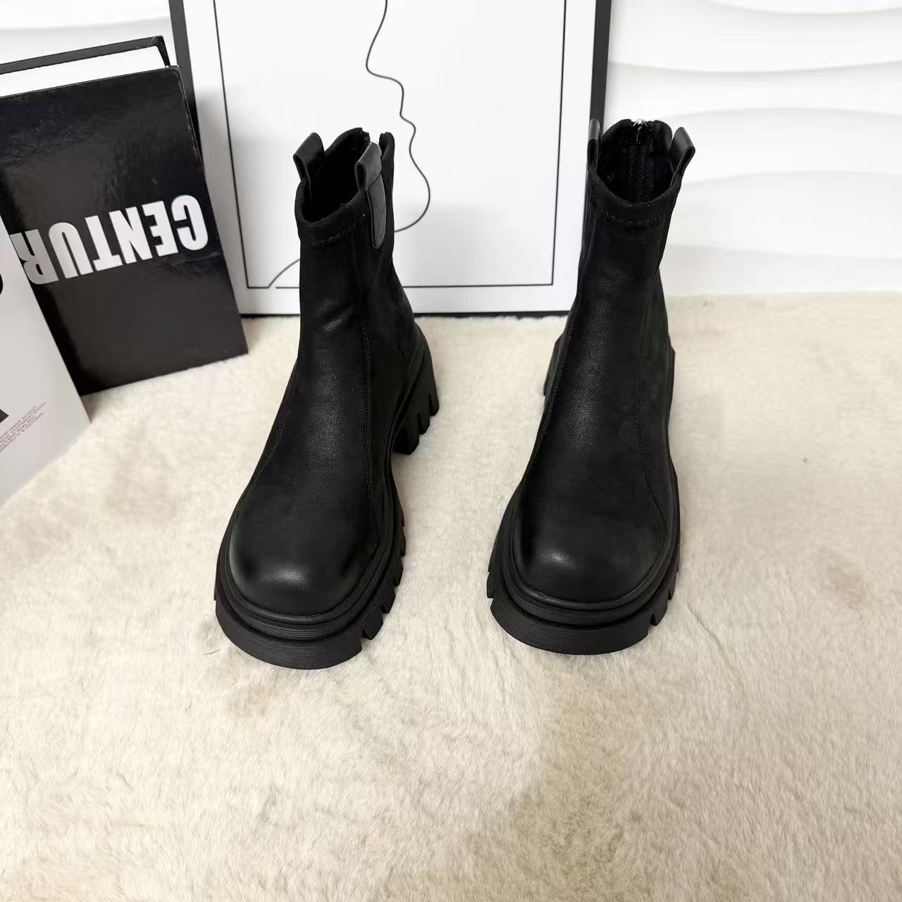 新款气质百搭潮流女士{二棉}休闲短靴/PWQX/56771