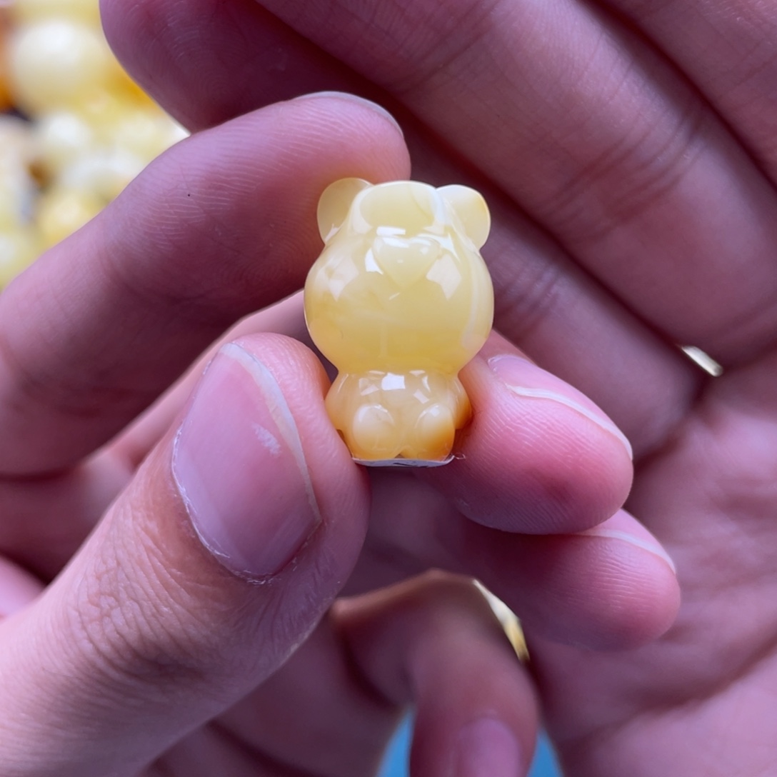 琥珀未镶嵌裸石蜜蜡