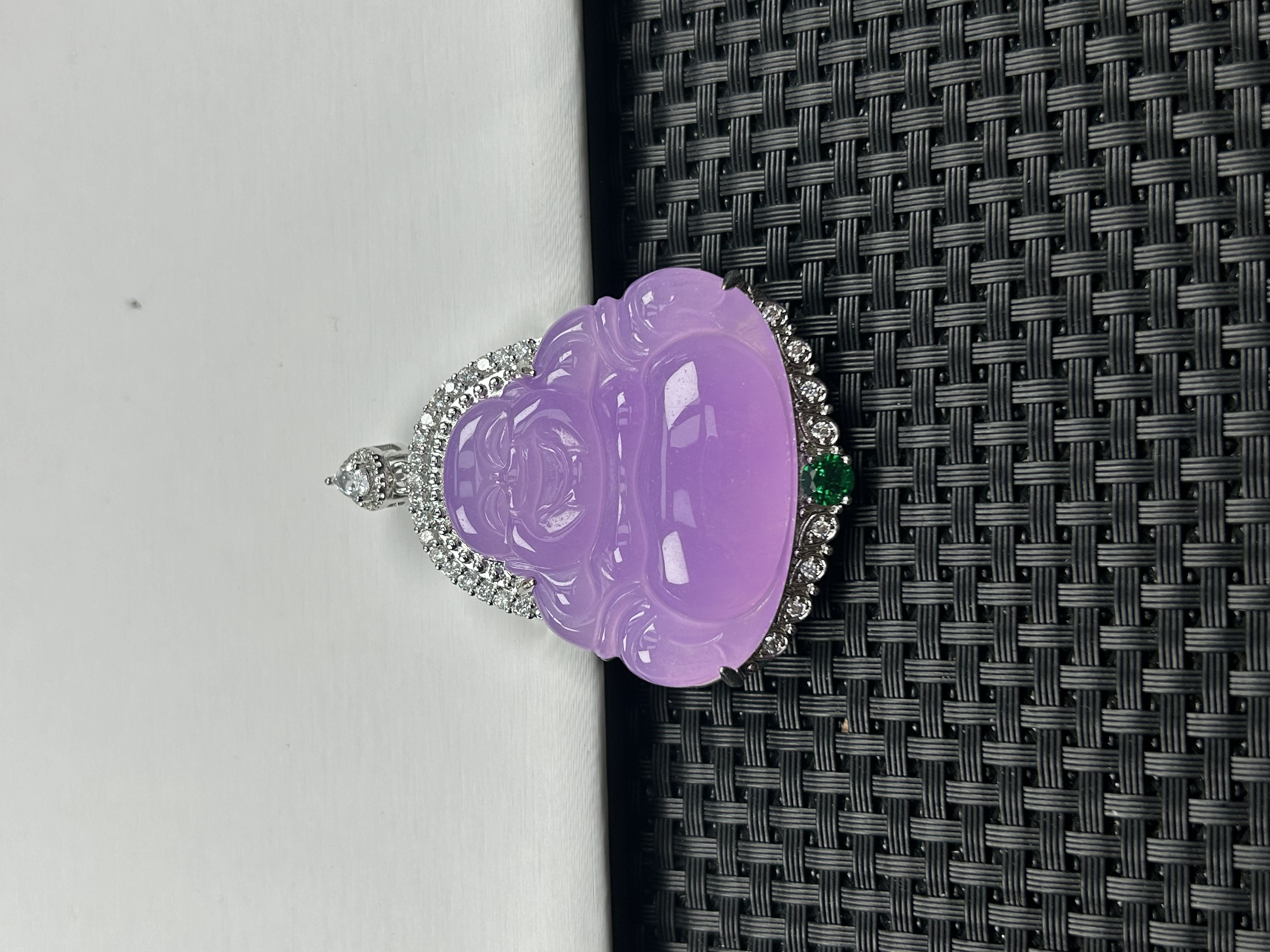 (老郑珠宝)W262紫罗兰镶嵌大佛公时尚精美气质百搭款吊坠