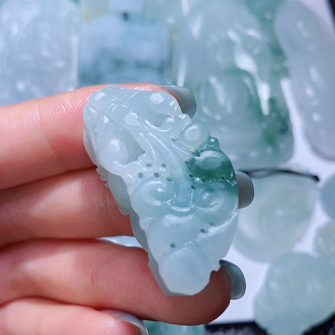 定制翡翠未镶嵌毛货付款后确认抛光