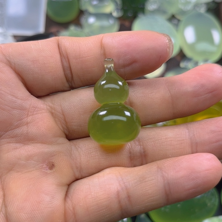 岫玉未镶嵌吊坠(不含链)二*