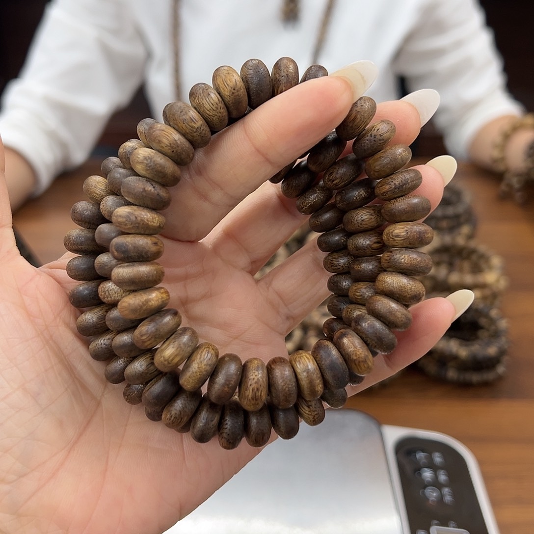 沉香沉香香囊海南沉香1.2算了盘珠单圈多样性发一