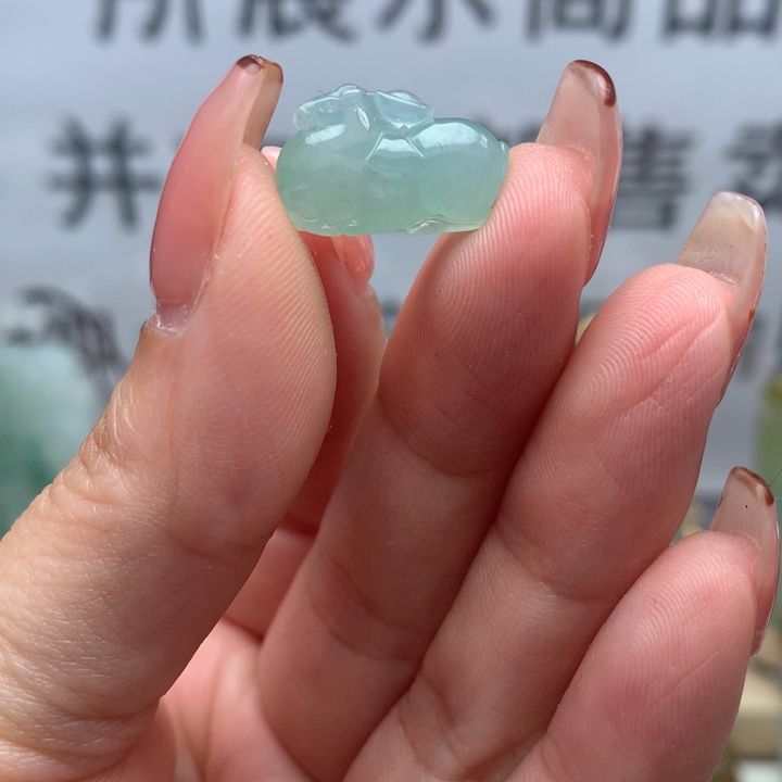 定制翡翠未镶嵌天然翡翠