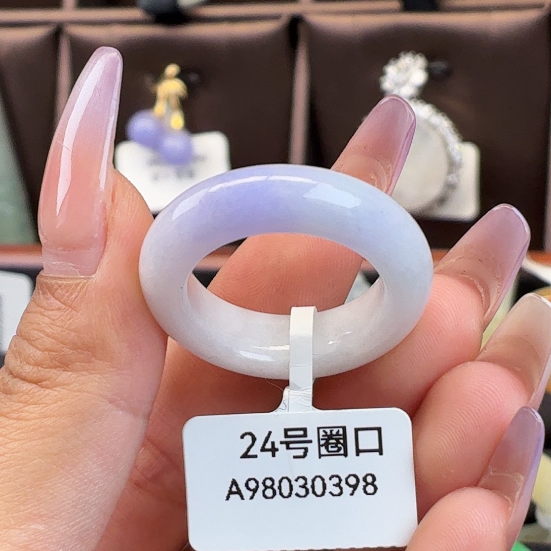 翡翠未镶嵌戒指翡翠戒指