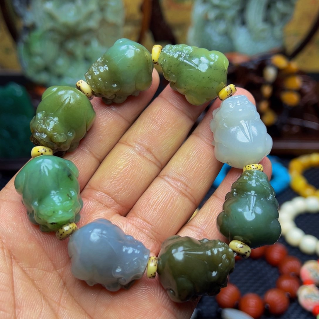 未镶嵌和田玉挂件天然的天然