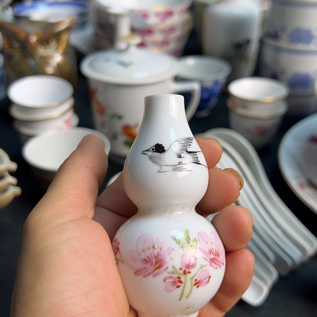 用***6瓶景德镇陶瓷小花瓶