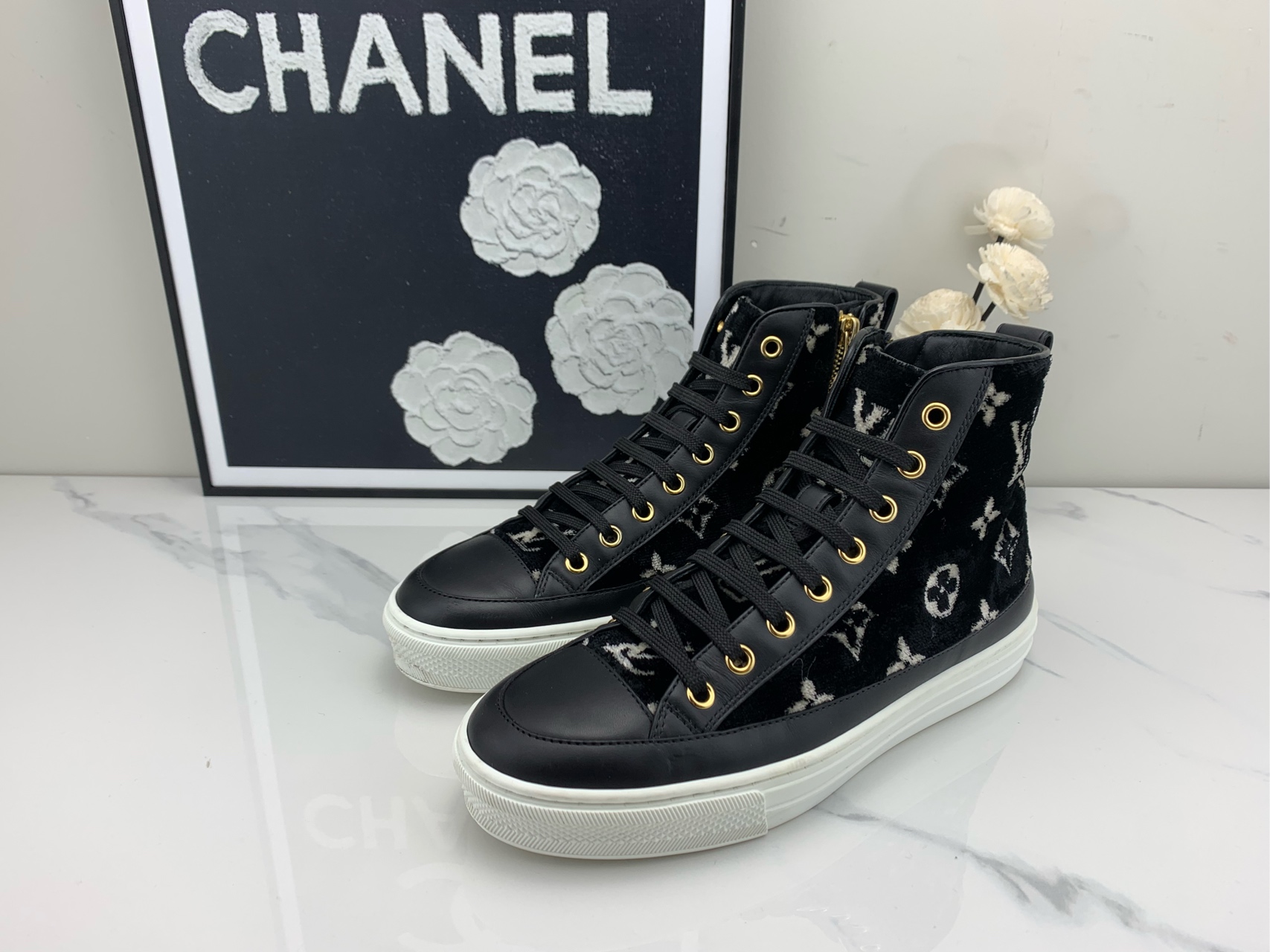 99新 LouisVuitton/路易威登 lv stellar 植绒板鞋 35码 /jm00707