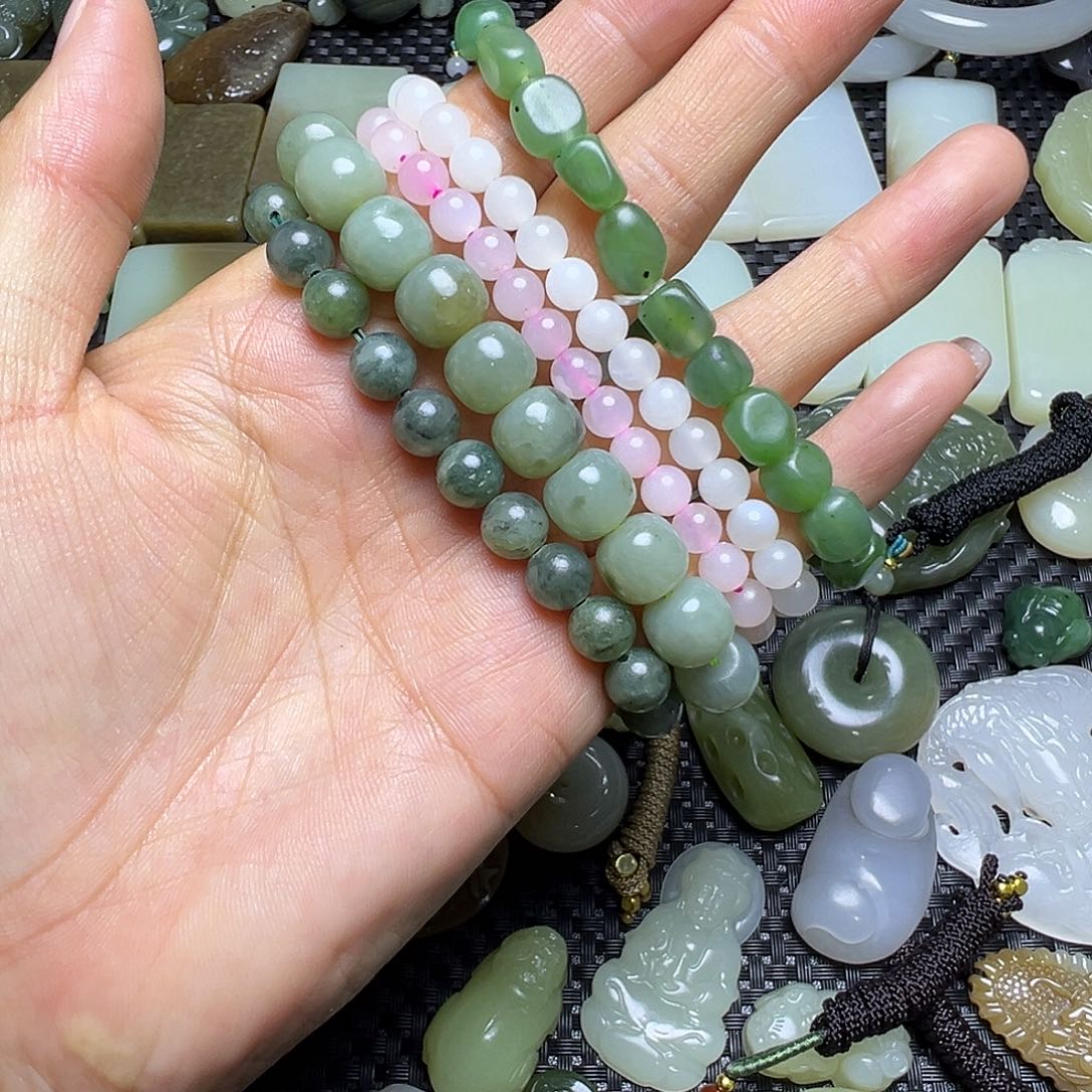 和田玉未镶嵌吊坠(不含链)