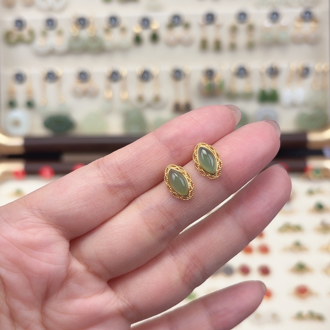 银S925镶嵌和田玉耳饰