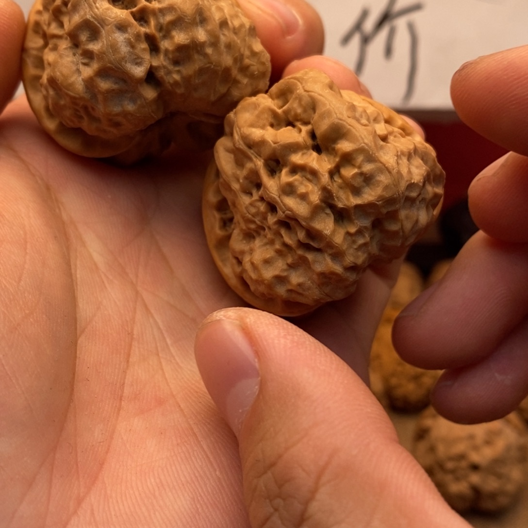 悄***话吊坠桃核文玩核桃手把件蛤蟆头